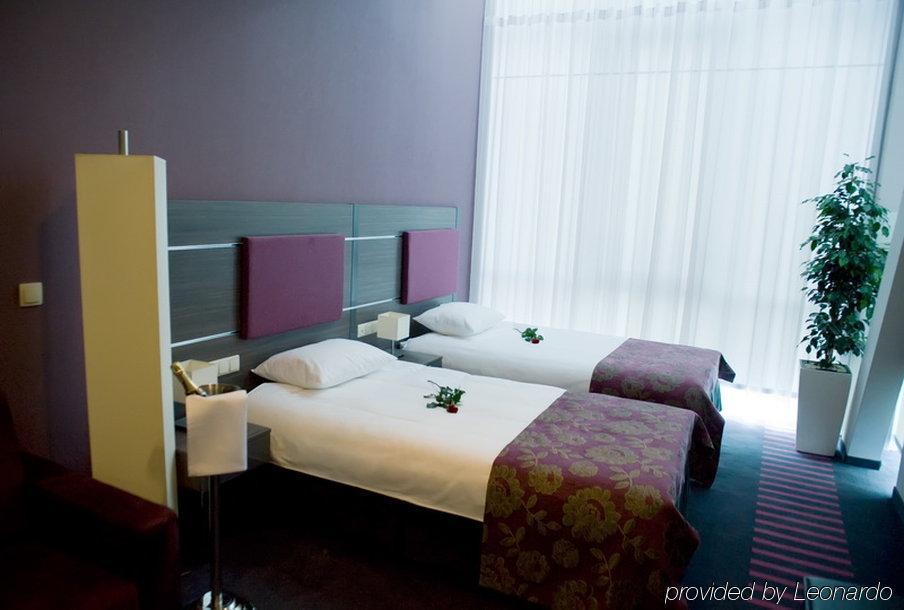 Hotel Centrum Business Krakkó Szoba fotó